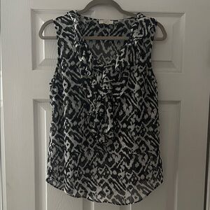 LOFT Monochrome Patterned Sleeveless Blouse